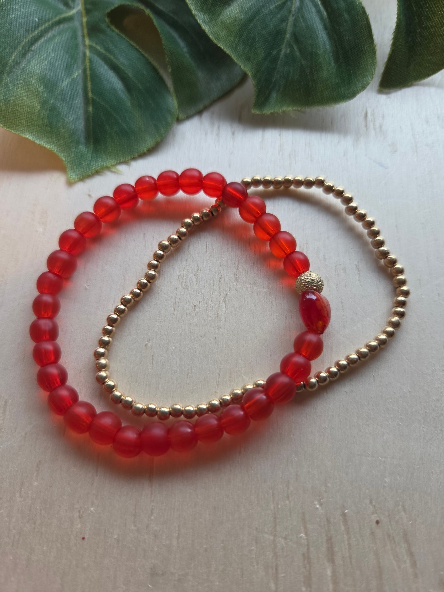 Armbänder 3er Set Rot Glas Herz
