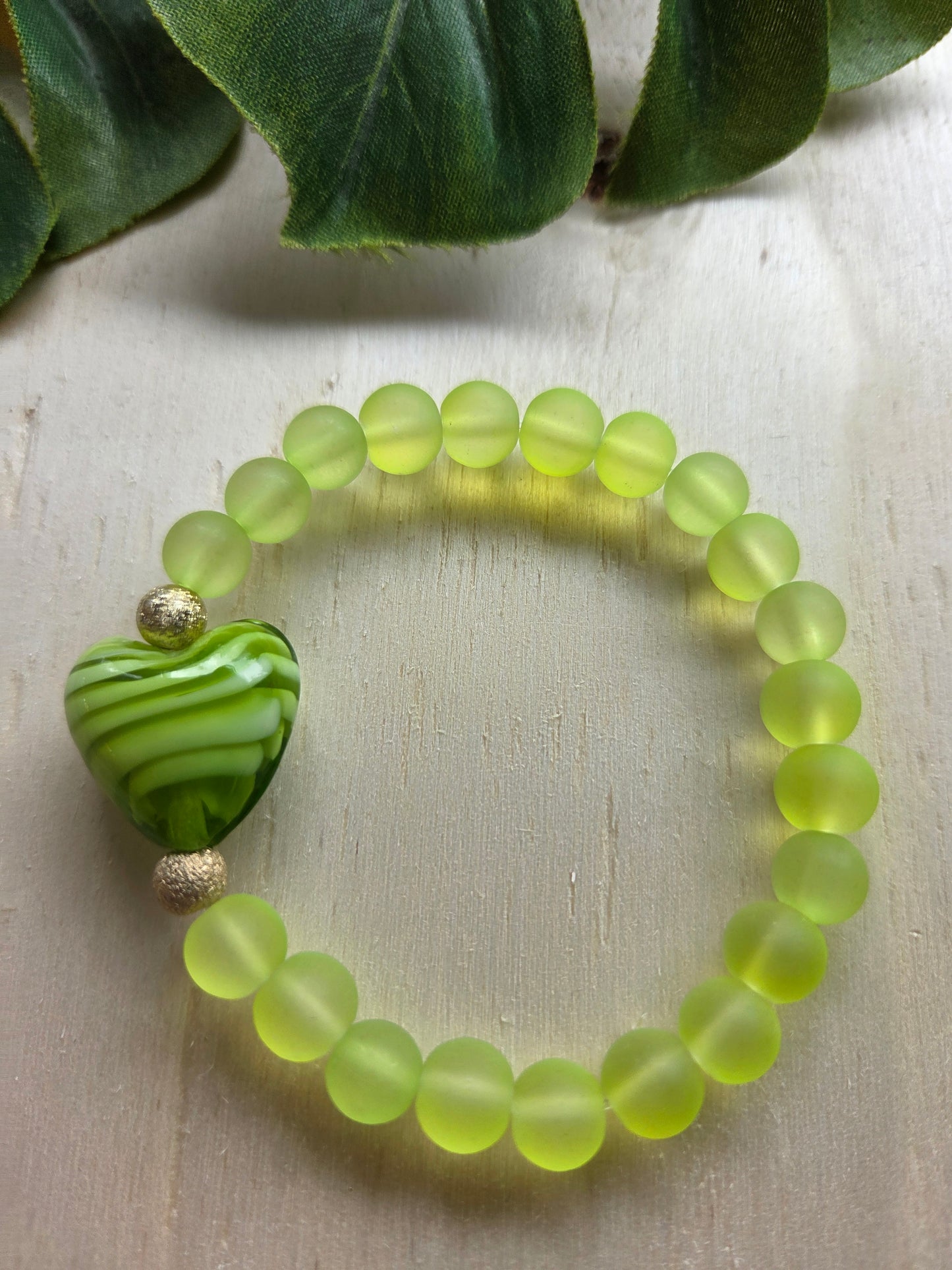 Armbänder 3er Set grün mit Glas Herz