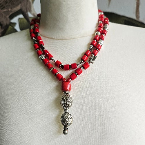 Kette rot mit Silber