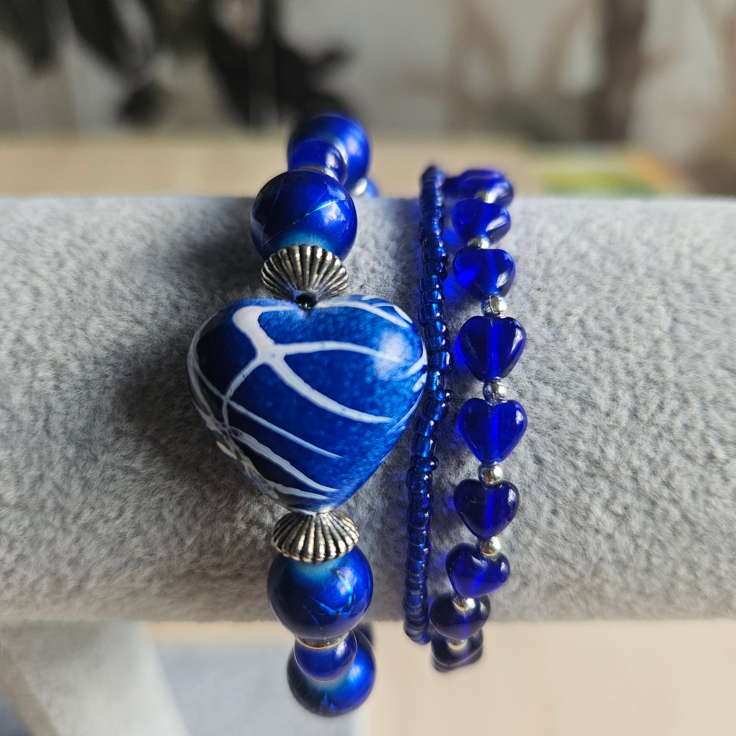 Armbänder  Perlen blau mit Herz 3 er Set