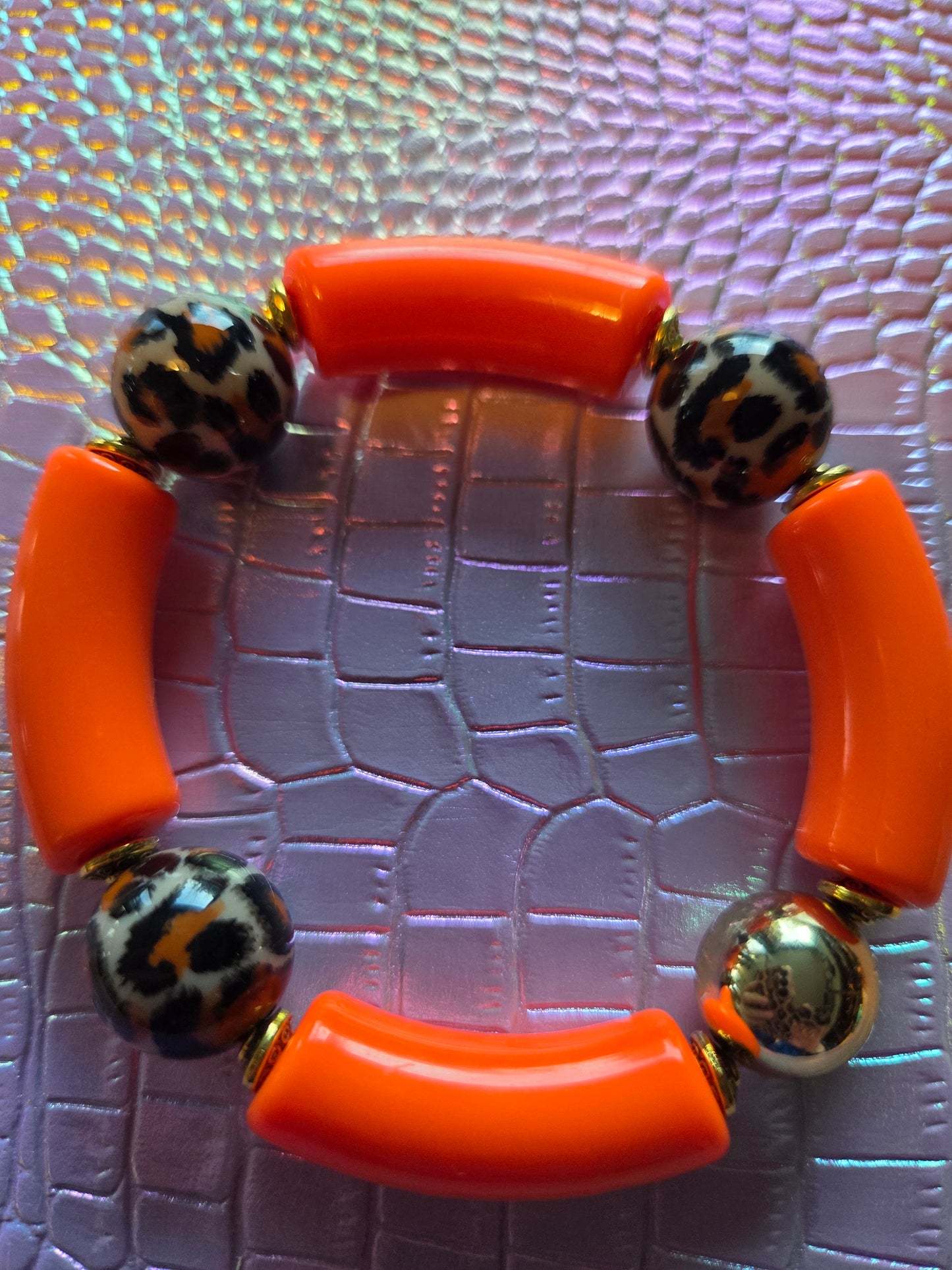 Armband mit Leo Perlen Orange