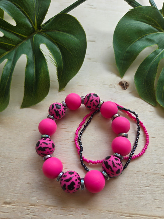 Armbänder mit Leo Kugeln schwarz/Pink 3er-Set