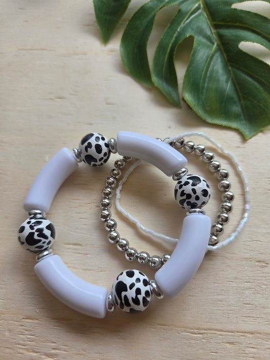 Armbänder mit Leo Perlen weiß 3er-Set