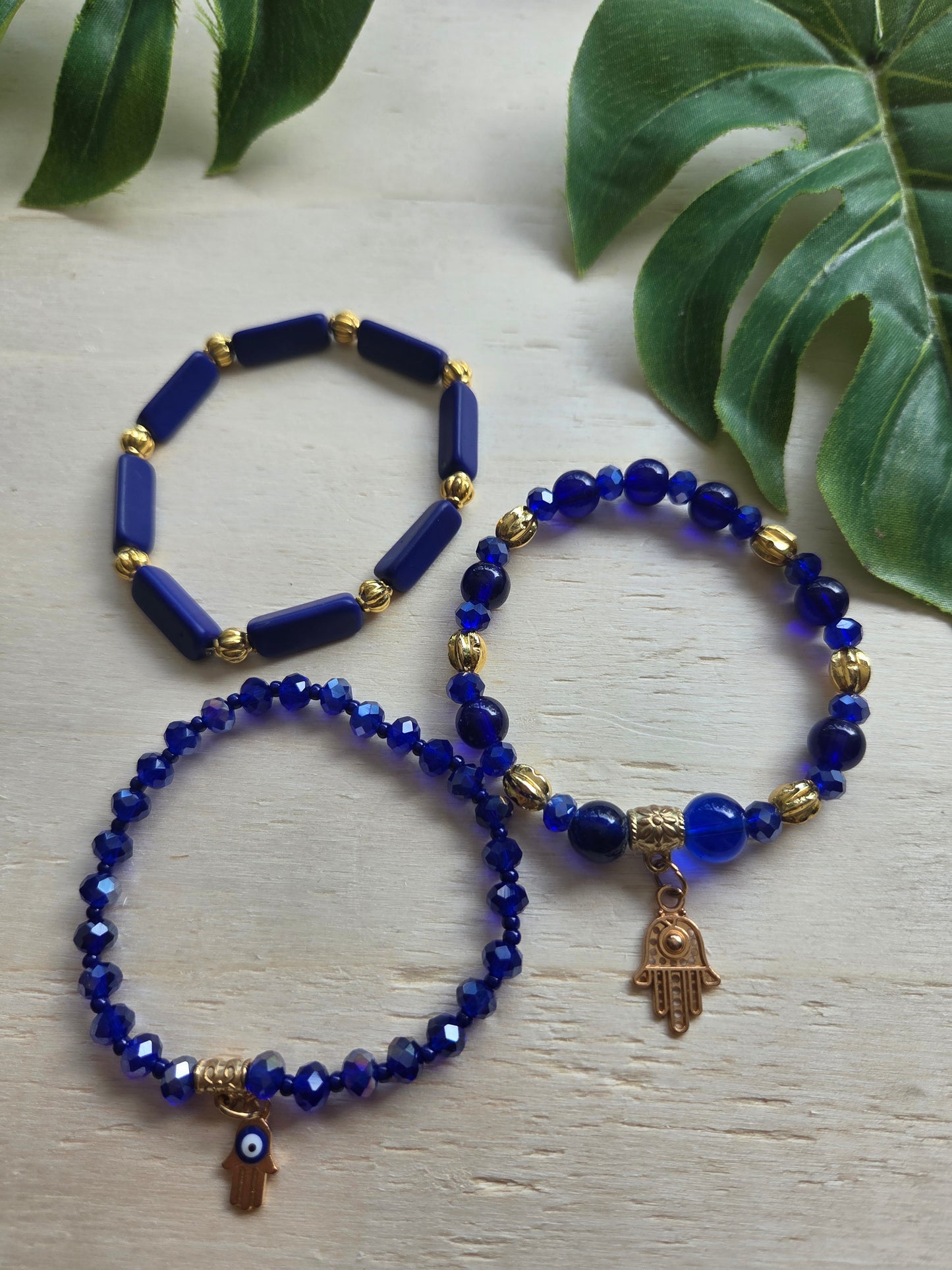 Armbänder mit AH sehendes Auge blau 3er-Set