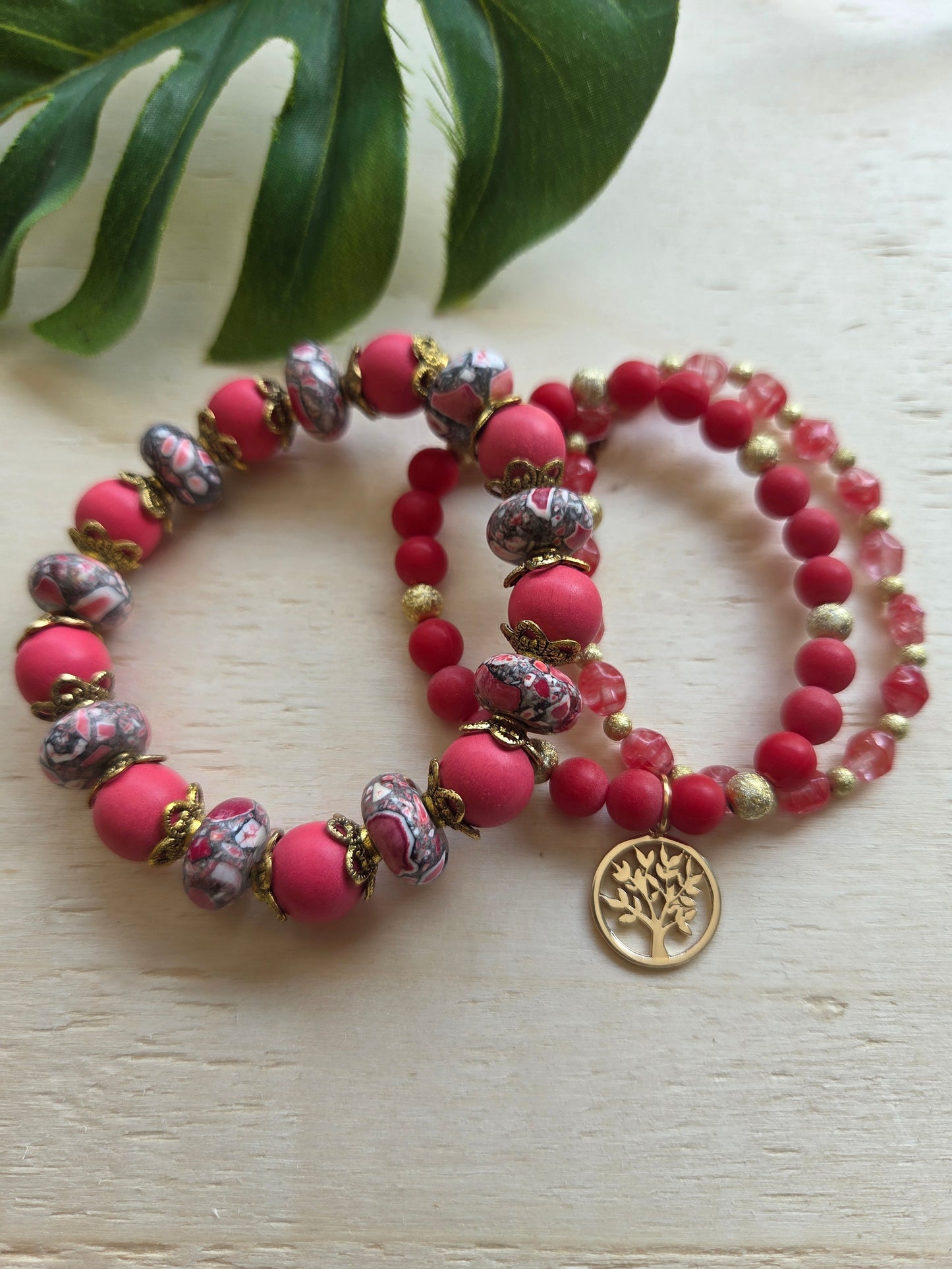 Armbänder Rot schöne Steine mit AH Lebensbaum3er-Set