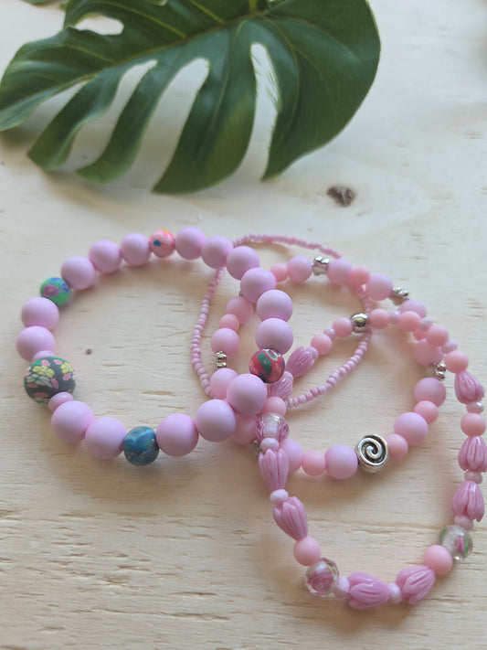 Armbänder Rosa mit Blüten Perlen 4er-Set