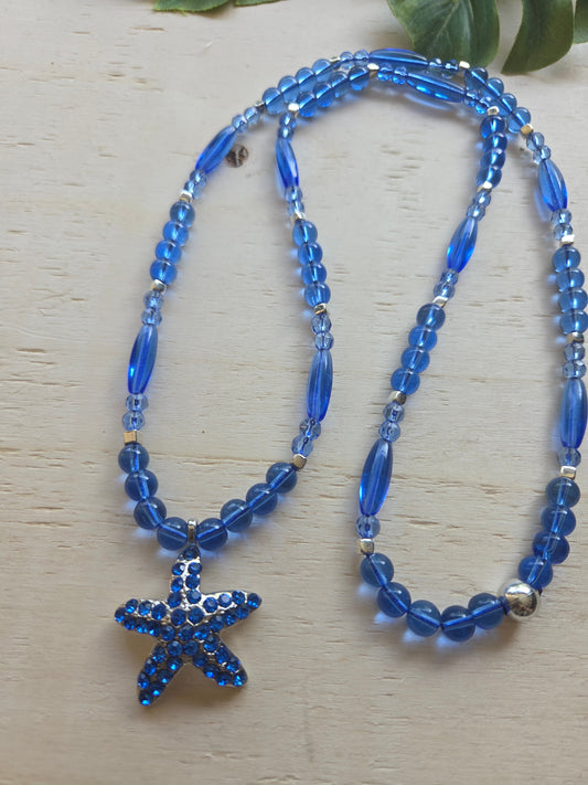 Halskette mit AH Seestern Strass blau