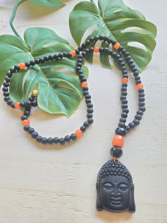 Halskette mit AH Buddha Kopf schwarz