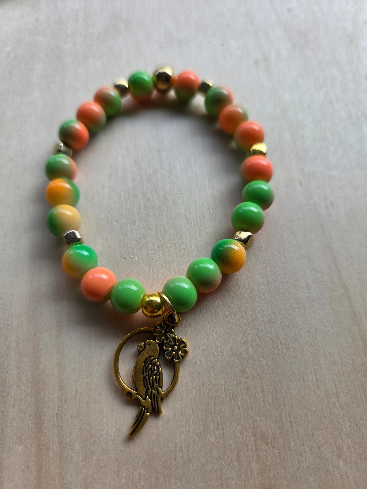 Armbänder mit AH Papagei grün 3er-Set