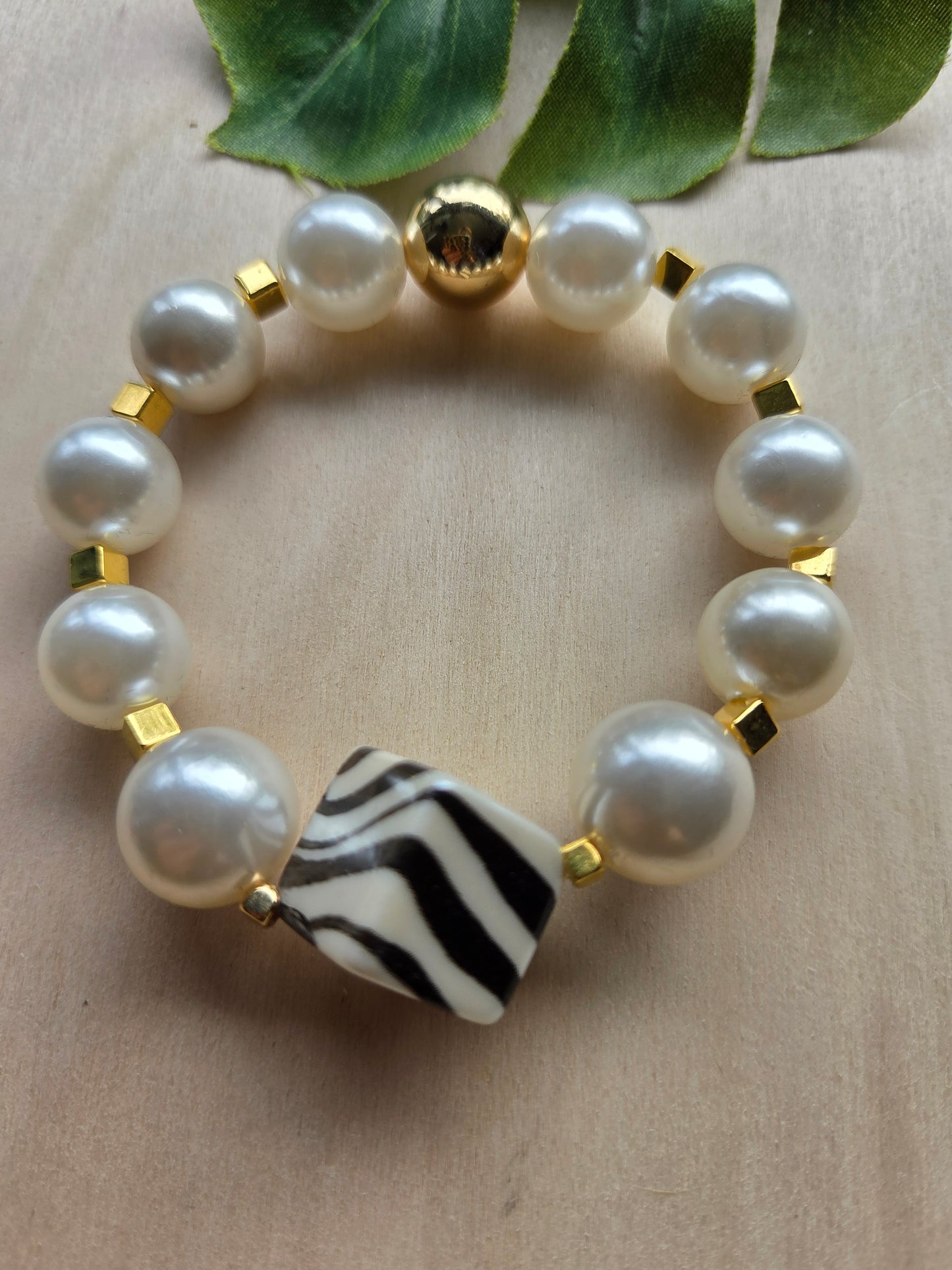 Armbänder mit Zebramuster Kugel weiß 3er-Set