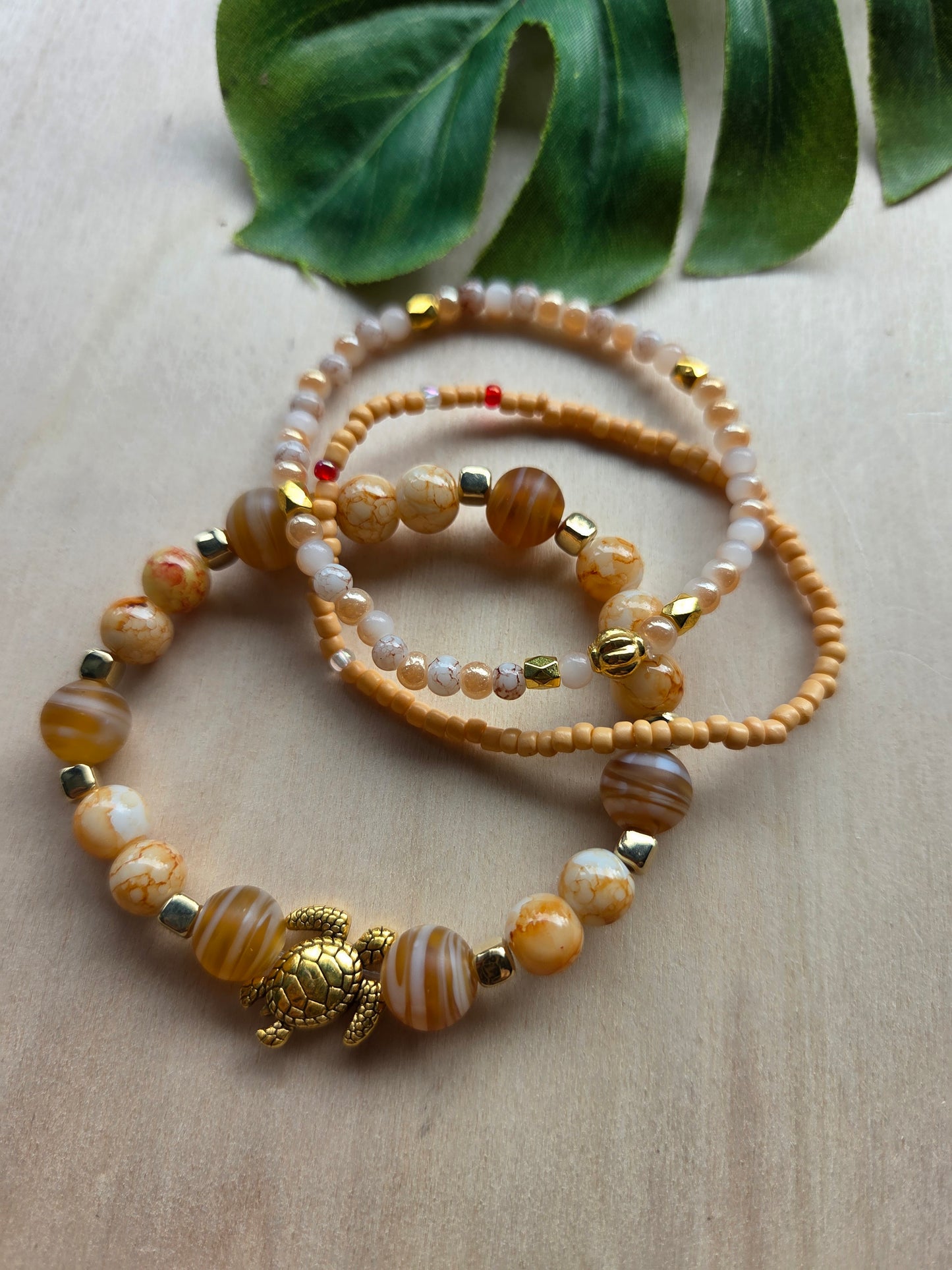 Armbänder Natur mit Schildkröte 3er-Set