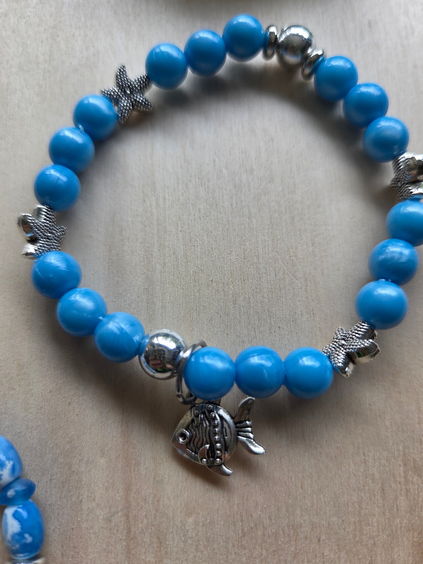 Armbänder mit AH Fische blau 3er-Set