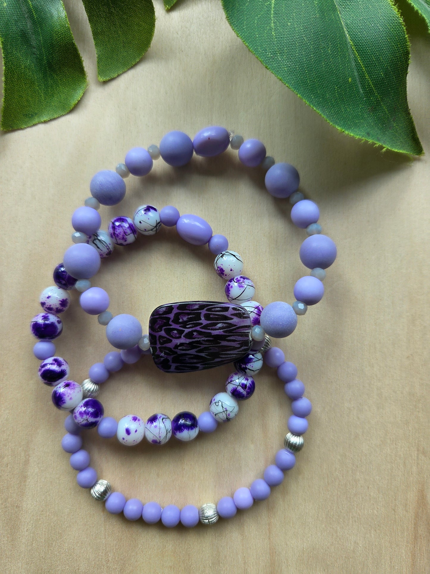 Armbänder mit Leo Perle Lila 3er- Set