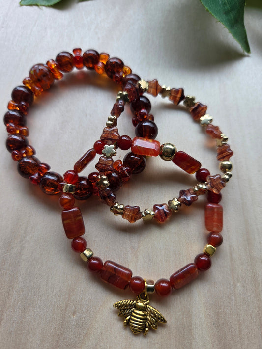 Armbänder mit AH Biene Rotbraun  3er- Set
