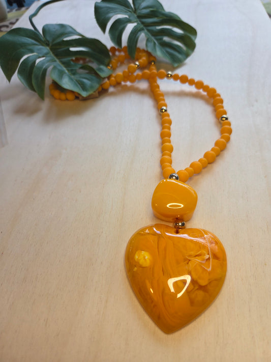 Halskette mit AH Herz Big Orange