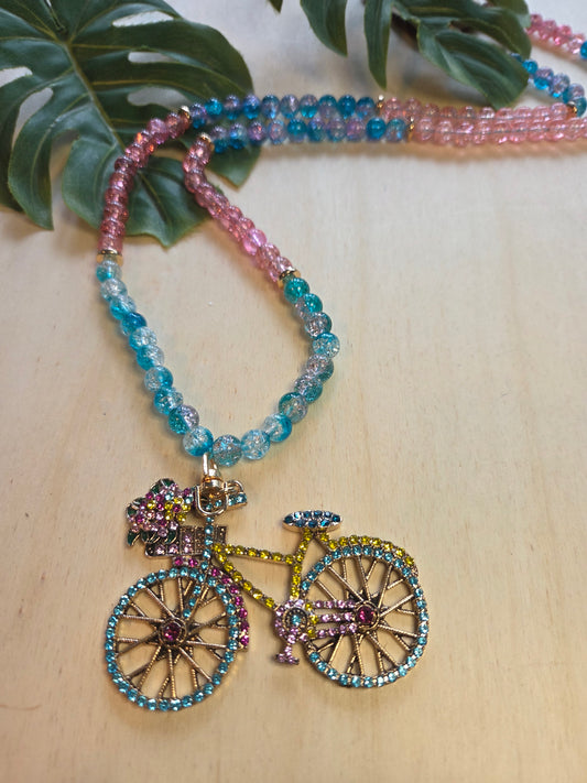 Halskette mit AH Fahrrad bunt
