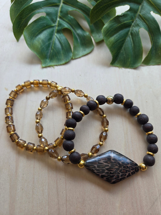 Armbänder Braun mit Leo Perle 3 er Set