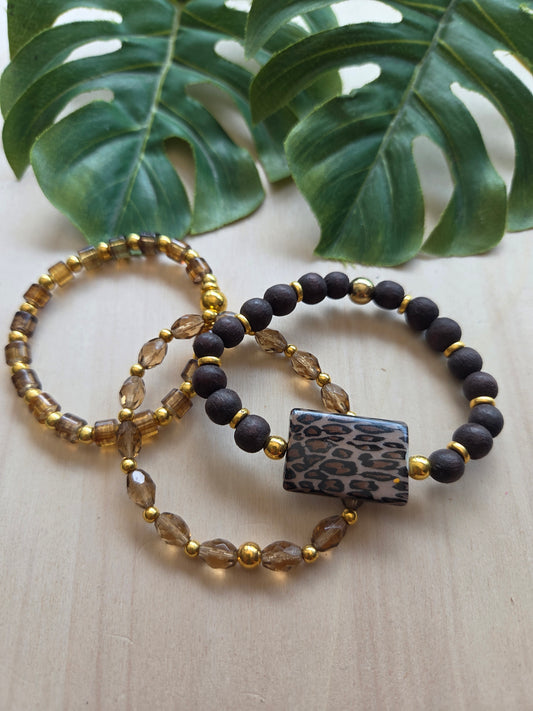Armbänder braun mit Leo Perle 3 er Set
