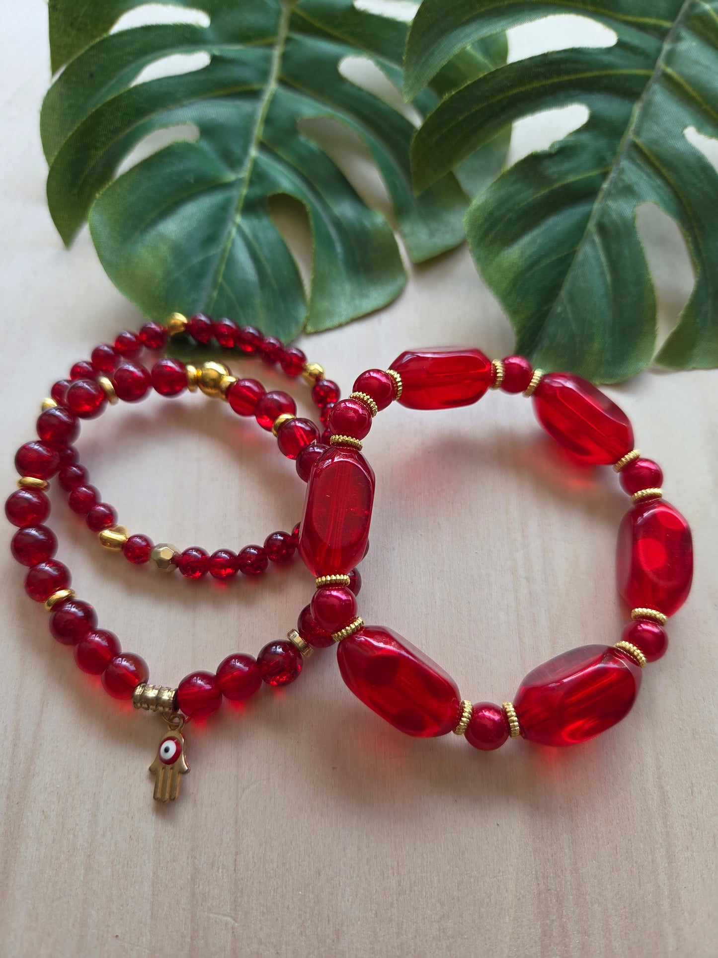 Armbänder Rot Glas mit Anhänger