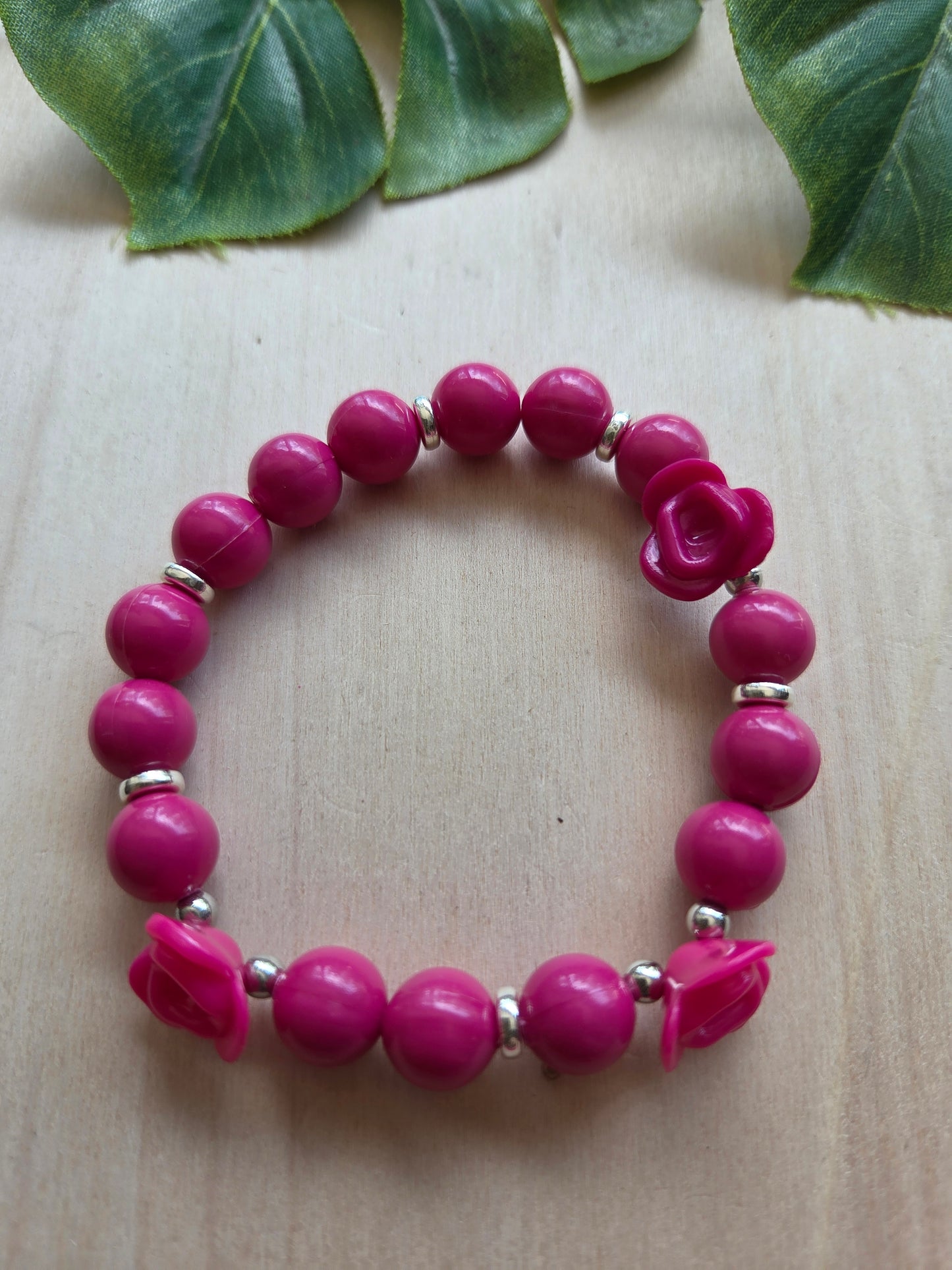 Armbänder Pink  mit Blüten Perlen und Herz