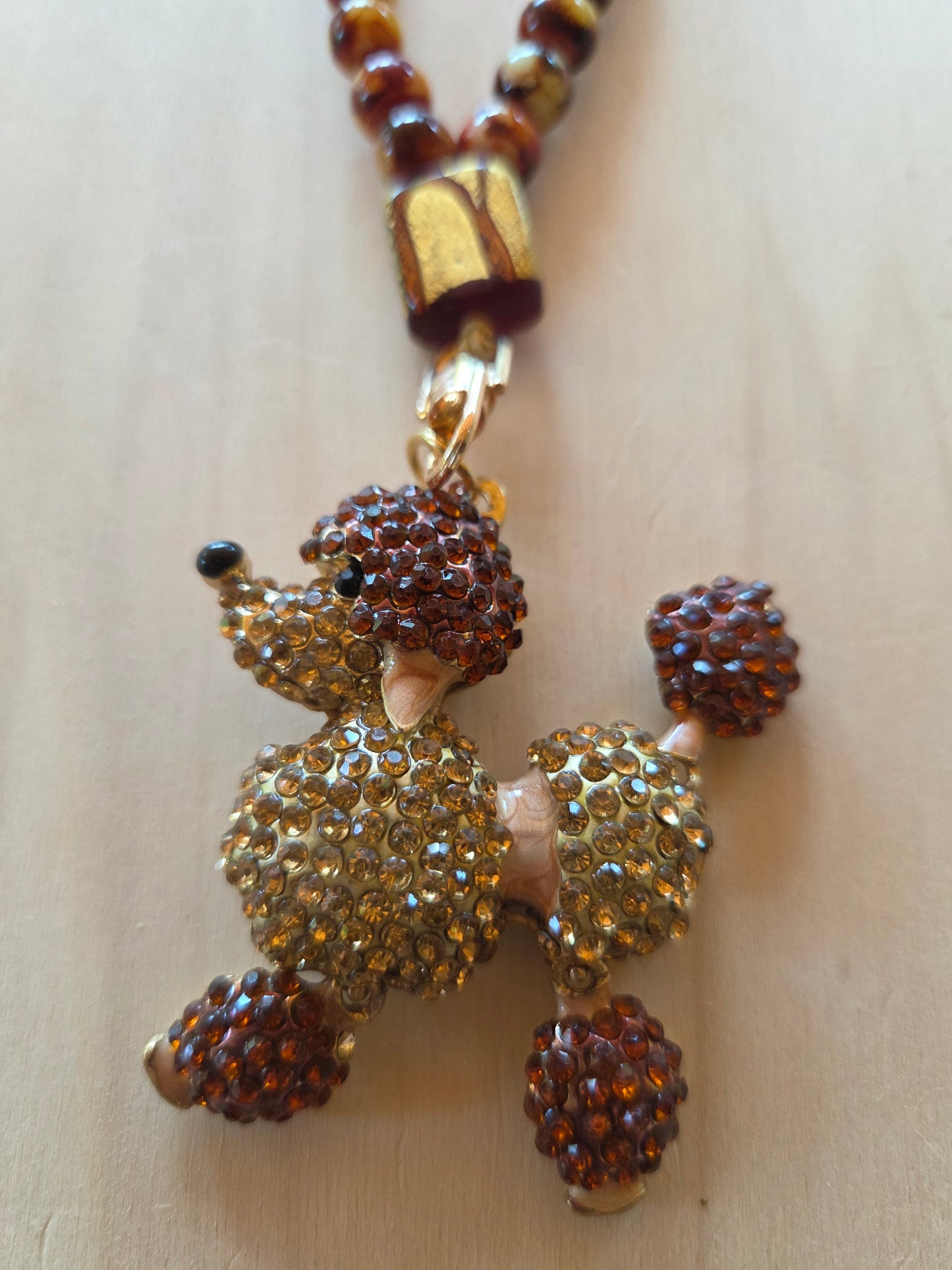 Halskette braun Stein mit AH Strass Pudel