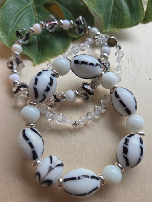 Armbänder 3er Set  Perlenweiß/schwarz