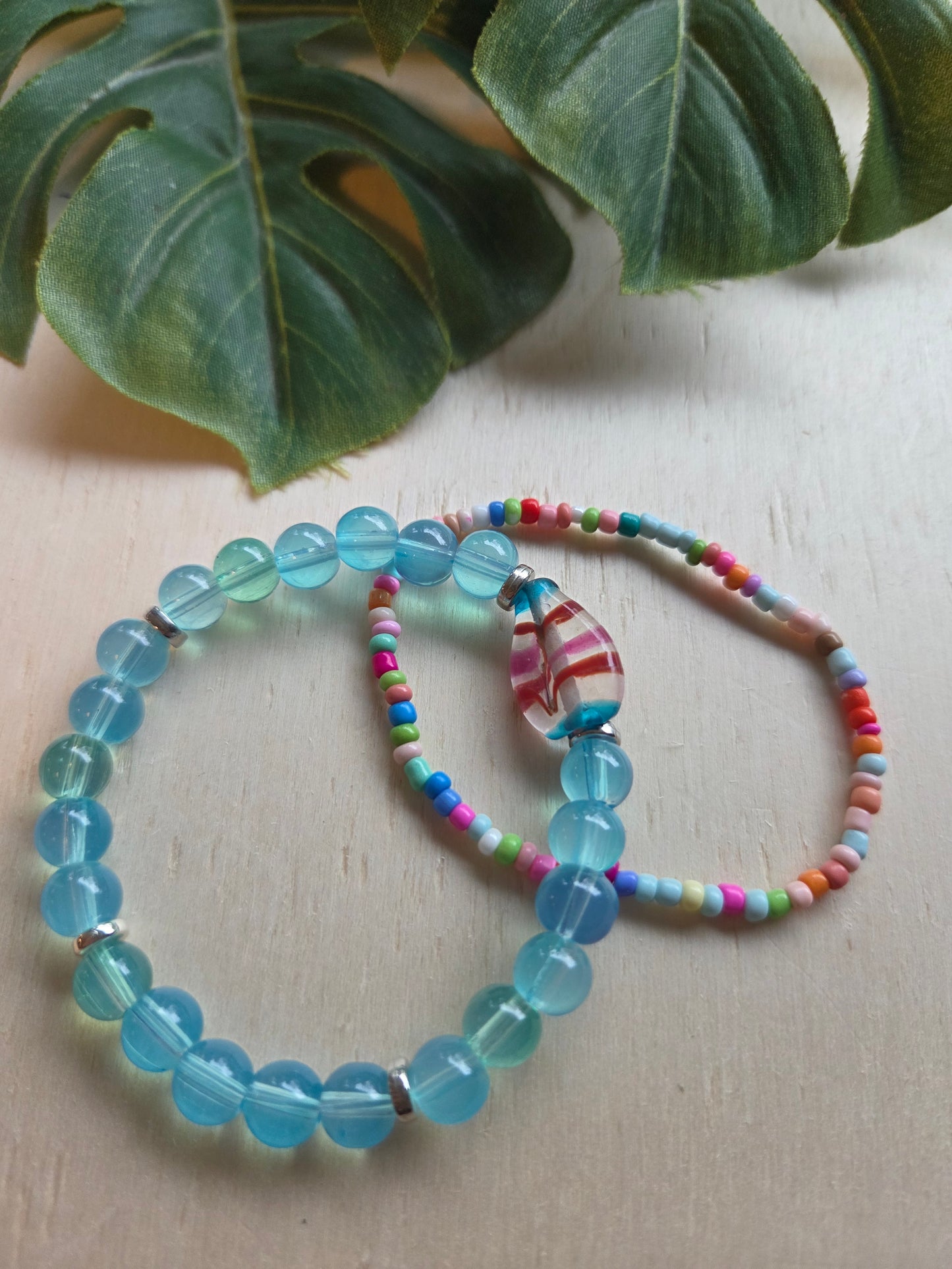 Armbänder 3er Set Perlen klar/blau