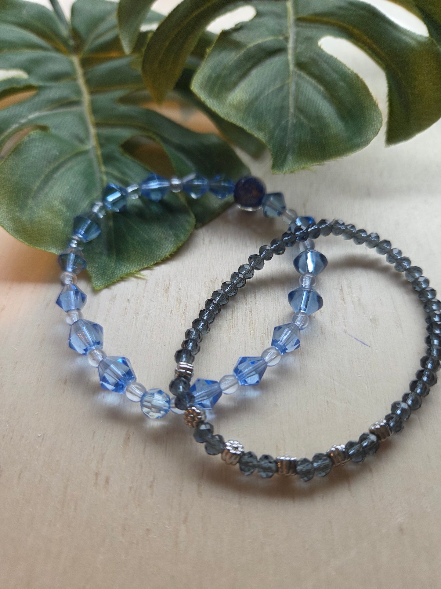 Armbänder 3er Set Glas Perlen blau/klar