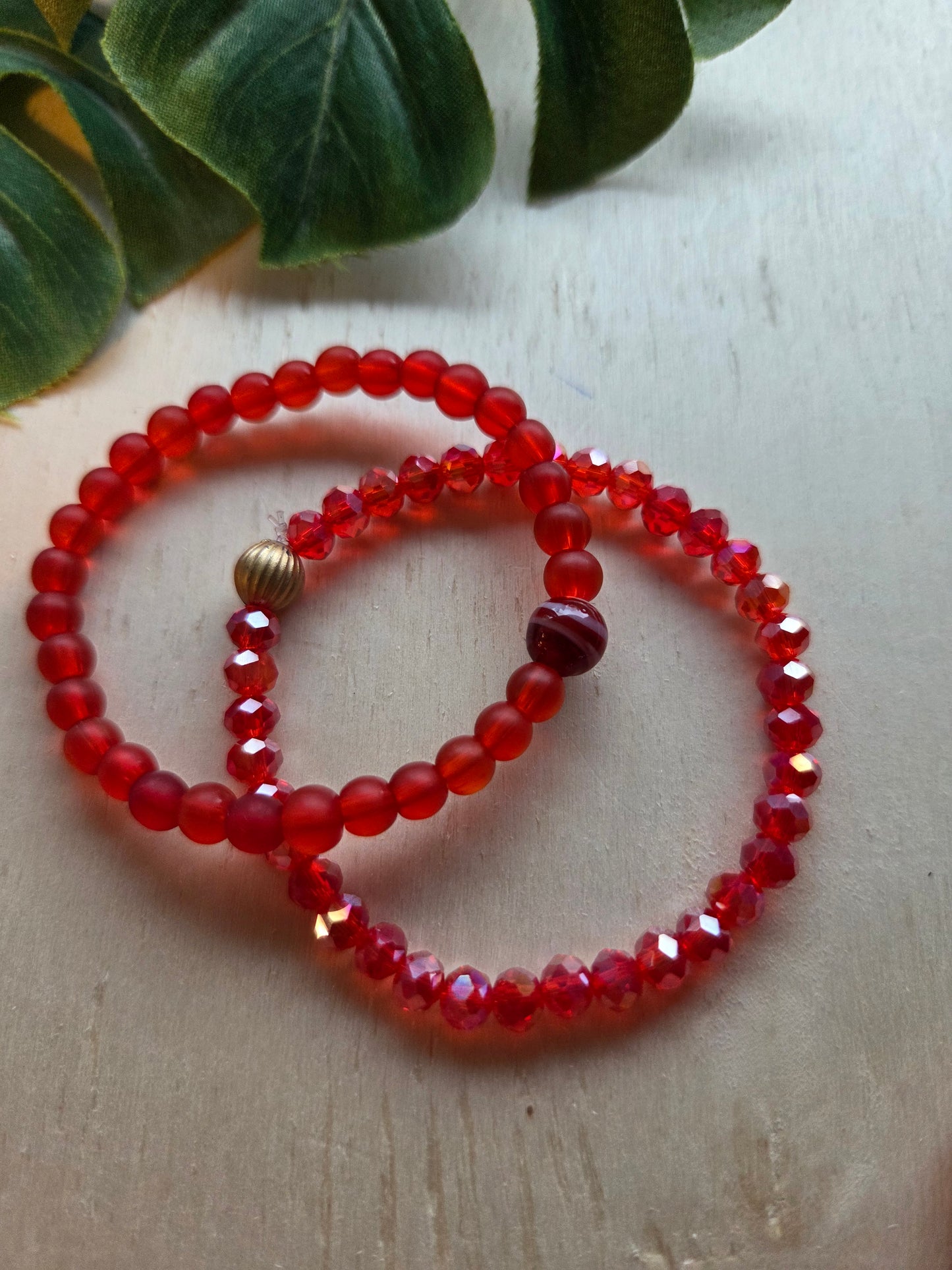 Armbänder 3er Set Perlen rot mit schöner Glas Perle