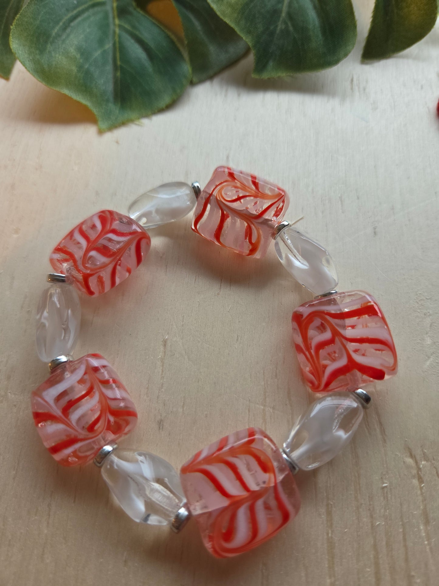 Armbänder 3er Set  Glas Perlen Rot/weiß