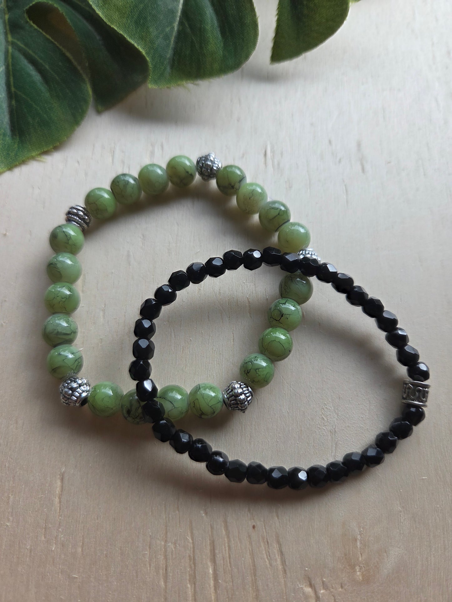 Armbänder 3er Set Große Perlen Oliv/schwarz