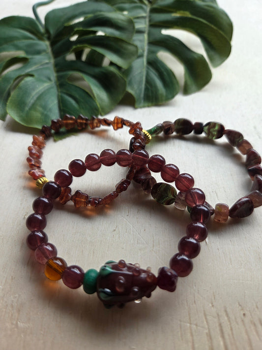 Armbänder 3 er Set mit Glas Blüten Perle braun