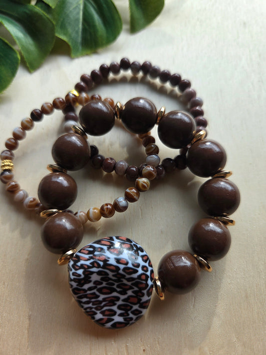 Armbänder 3 er Set braun mit Leo Kugel