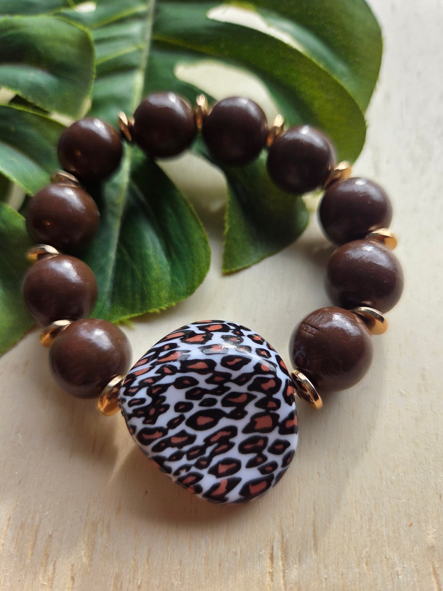 Armbänder 3 er Set braun mit Leo Kugel