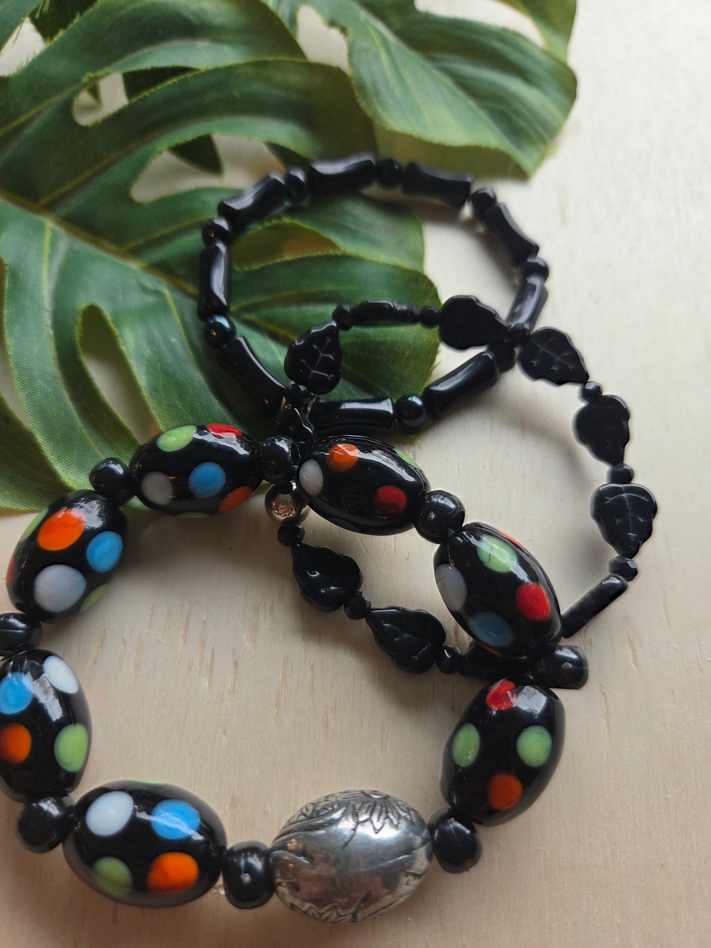 Armbänder 3 er Set schwarz /Bunt