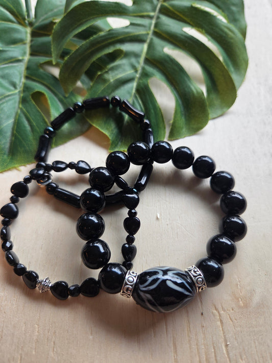 Armbänder 3er Set schwarz mit Schöner Perle