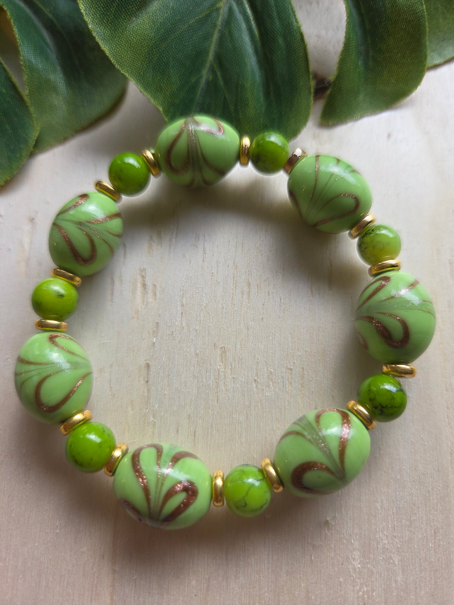 Armbänder 3er Set grün schöne Perlen