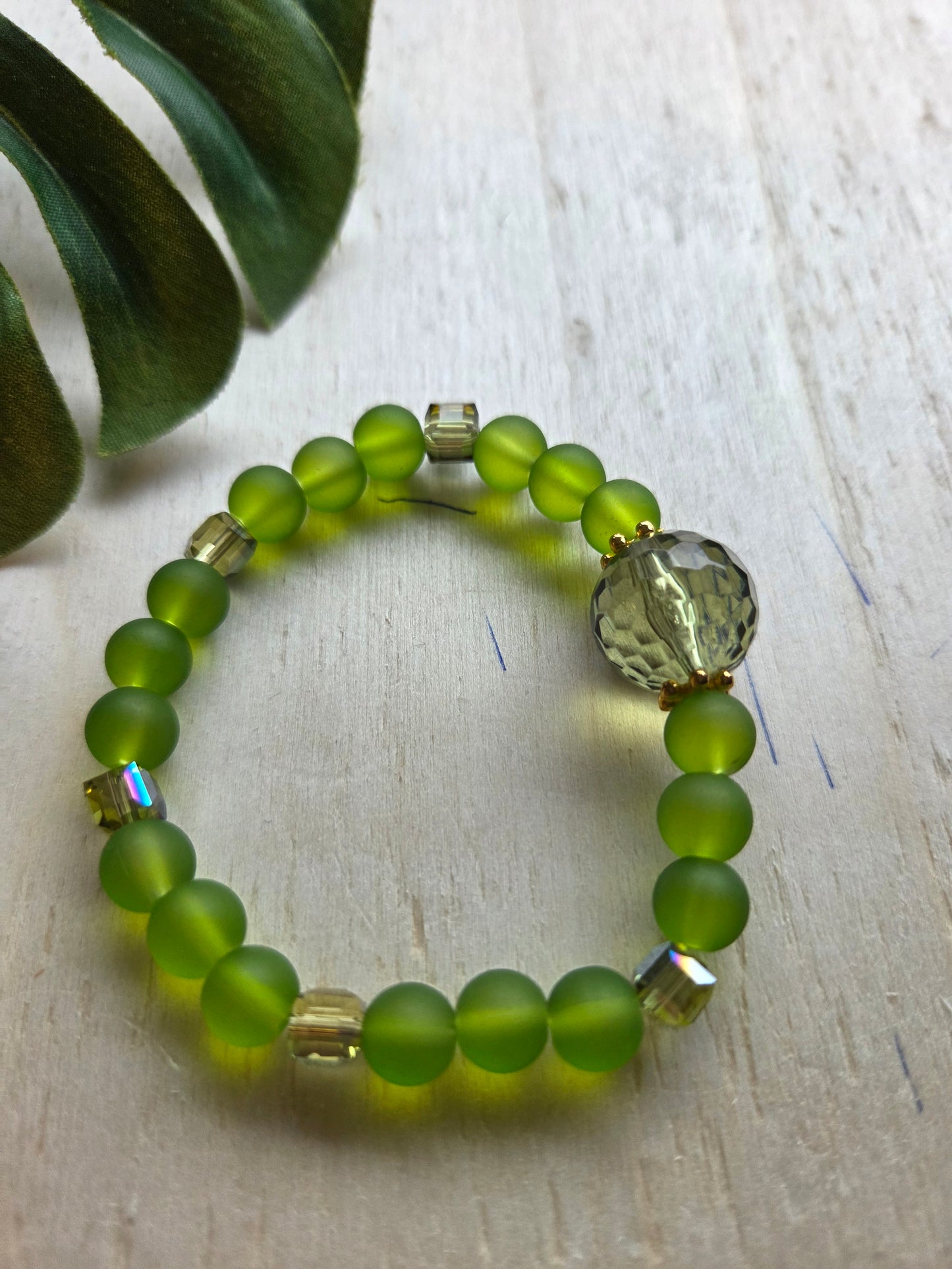 Armbänder 3 er Set grün mit Glas Herz