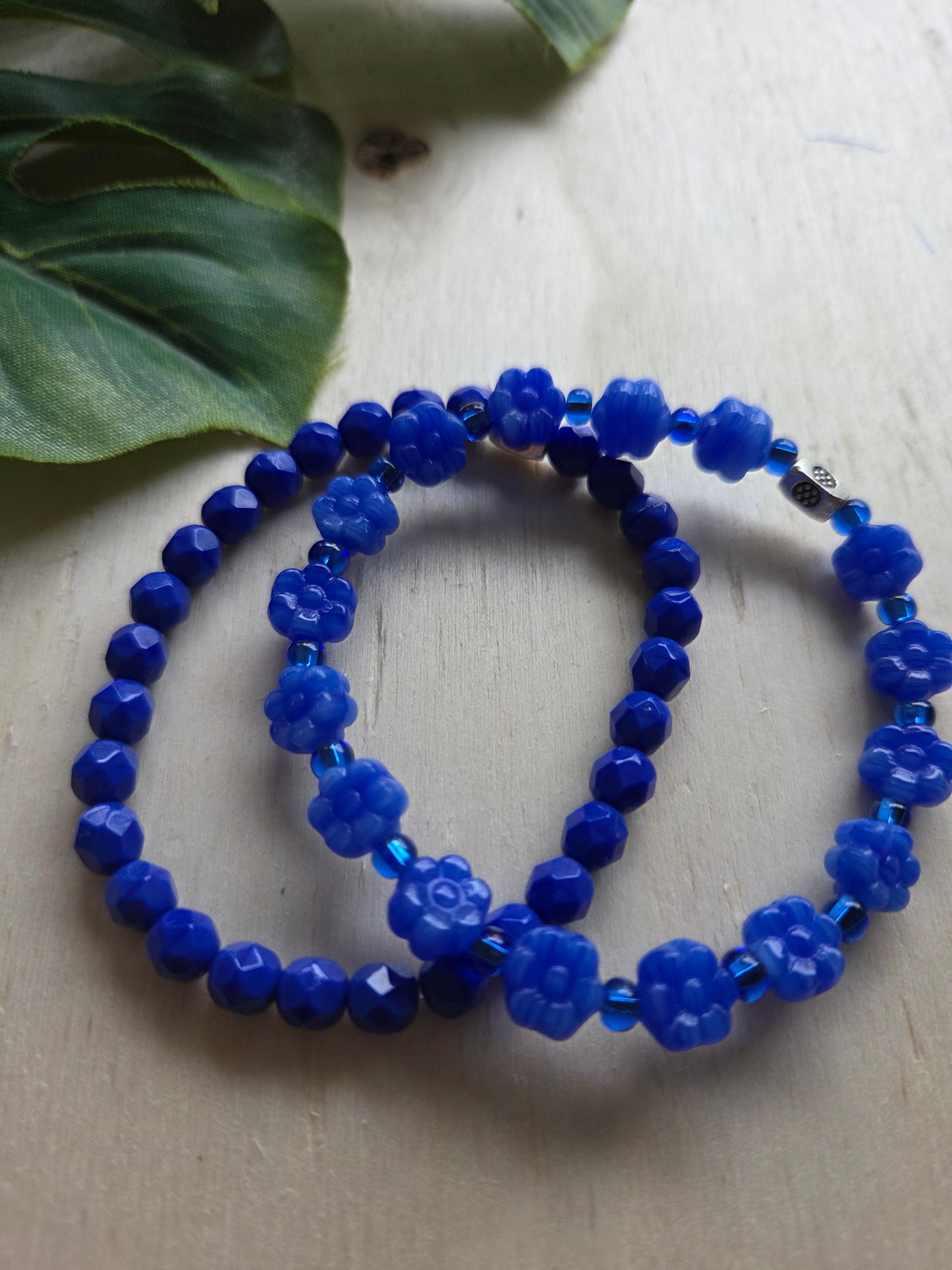 Armbänder 3er Set blau mit Glas Herz blau